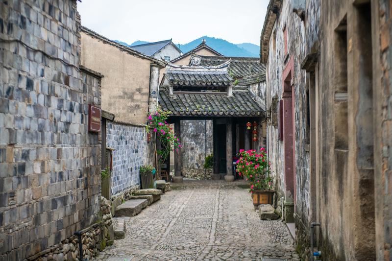 美丽乡村别墅逃生